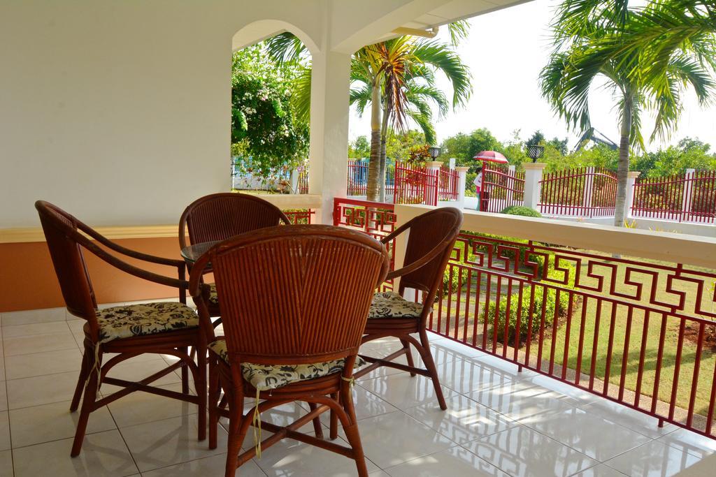 Olivia Resort Serviced Apartments And Bungalows 팡라오 외부 사진