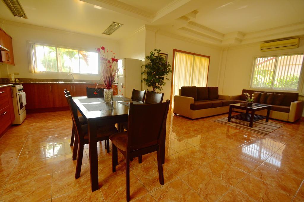 Olivia Resort Serviced Apartments And Bungalows 팡라오 외부 사진