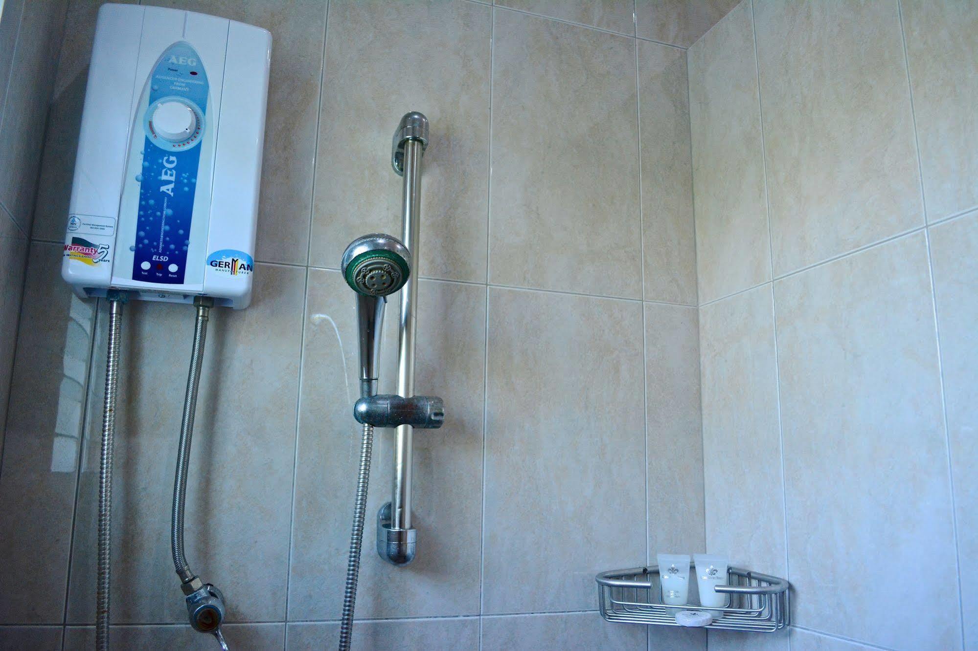 Olivia Resort Serviced Apartments And Bungalows 팡라오 외부 사진