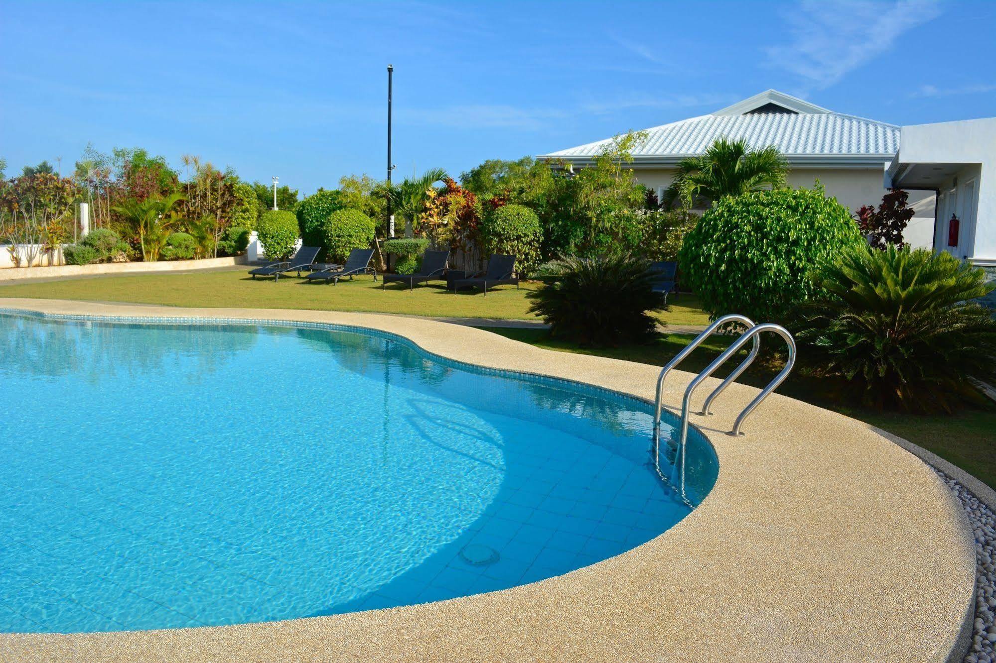 Olivia Resort Serviced Apartments And Bungalows 팡라오 외부 사진