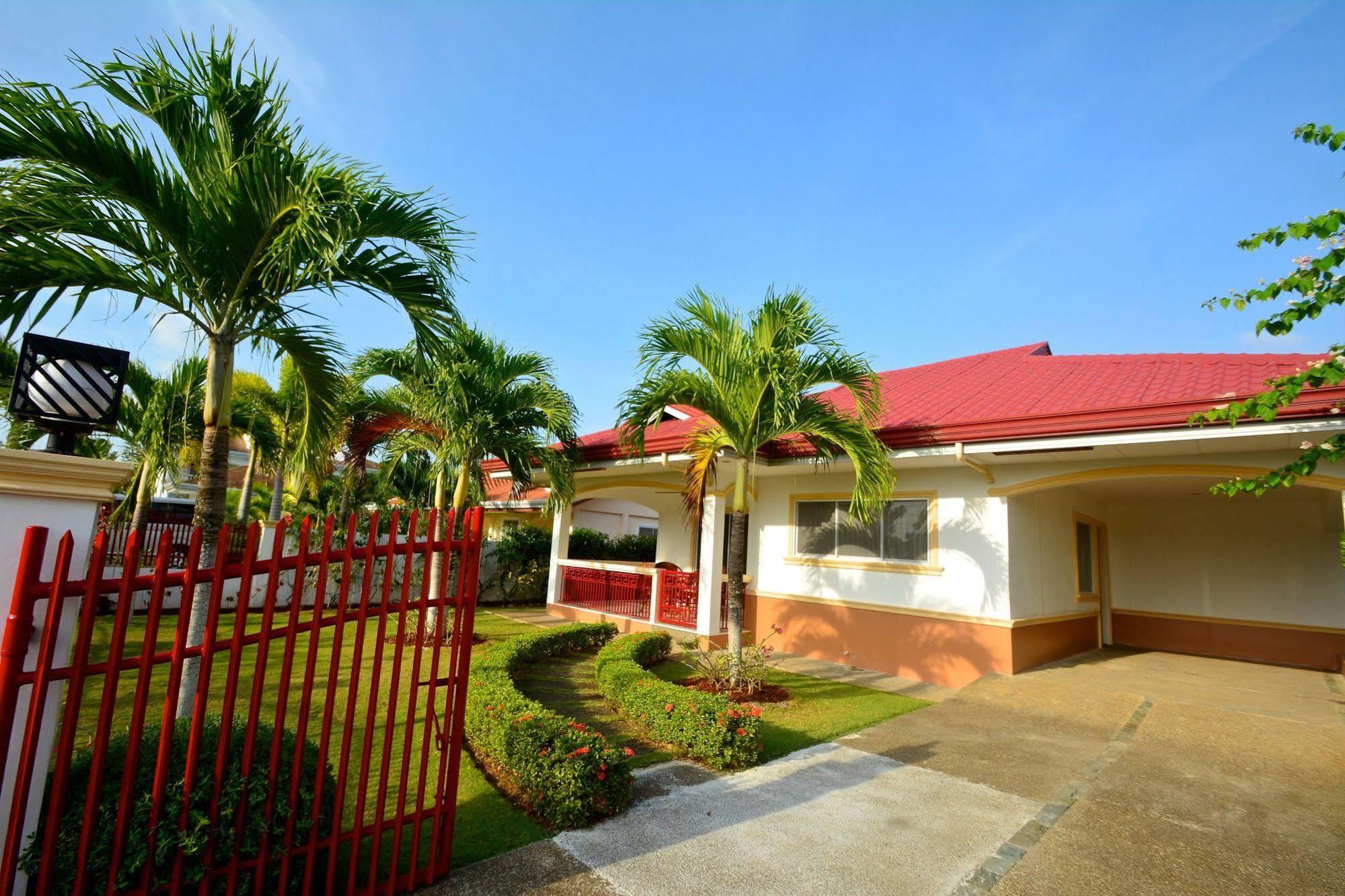 Olivia Resort Serviced Apartments And Bungalows 팡라오 외부 사진