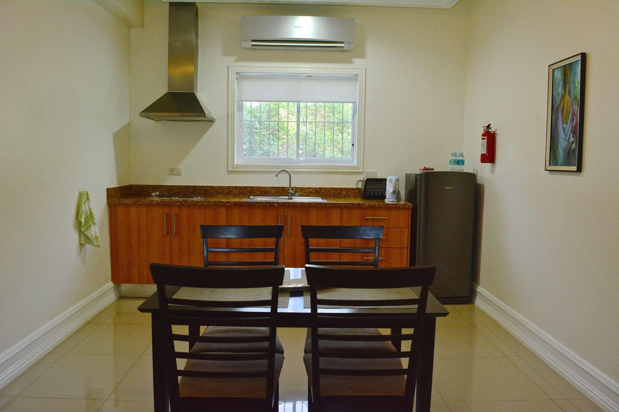 Olivia Resort Serviced Apartments And Bungalows 팡라오 외부 사진